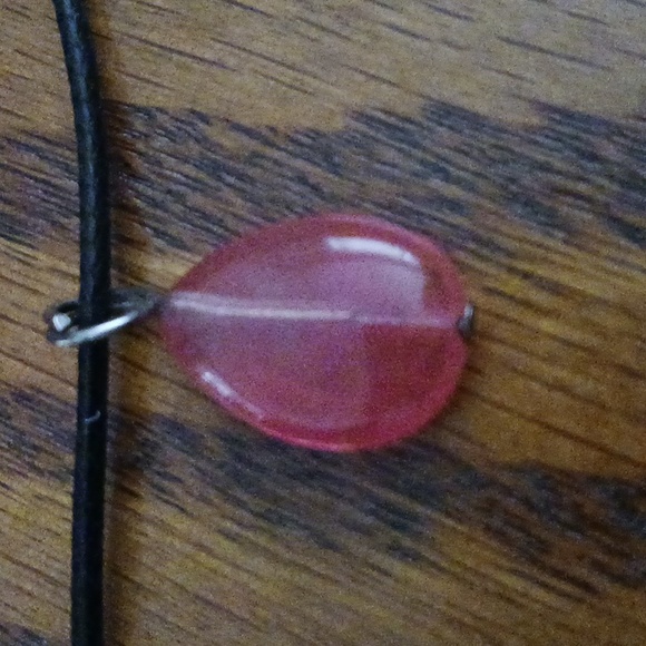 Never worn Womans stone three tier necklace - Picture 4 of 13